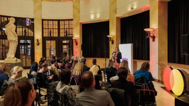 Girls4Tech – пројекат