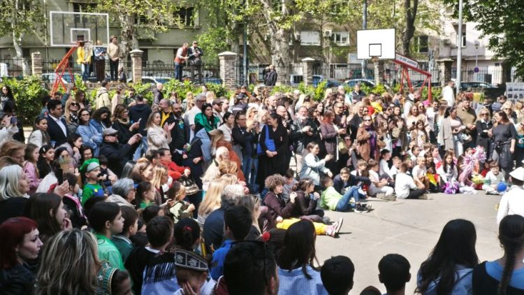 Манифестација ,,Вуково“ путовање светом  – један величанствен дан!